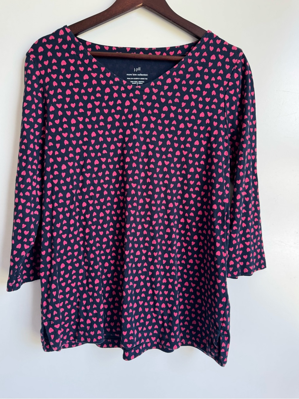 J.Jill navy blue V-neck top More Love allover pink heart print large Pima cotton